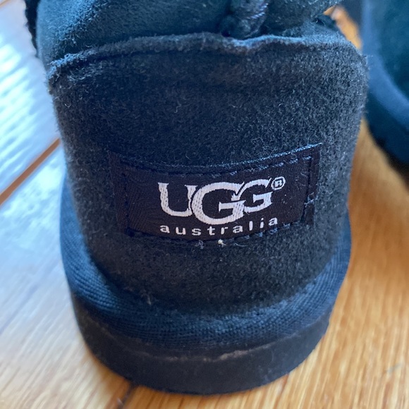 Like new Black Classic tall Ugg’s - Picture 4 of 4
